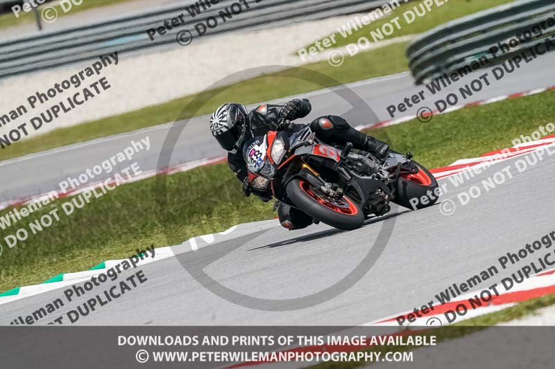 Sepang;event digital images;motorbikes;no limits;peter wileman photography;trackday;trackday digital images